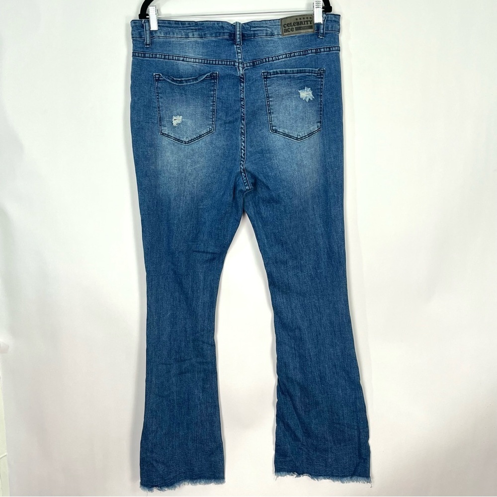 Celebrity Ace Blue Wash Denim Jeans Flare Bootcut Distressed Sz 18 - Picture 2 of 4